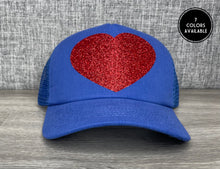 Load image into Gallery viewer, Heart Trucker Hat