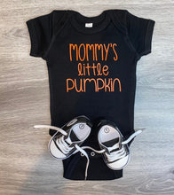 Load image into Gallery viewer, Mommy&#39;s Little Pumpkin Bodysuit