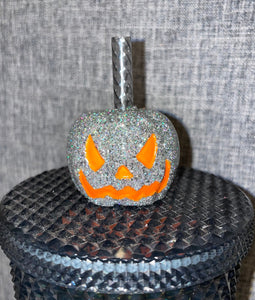 Pumpkin Straw Topper