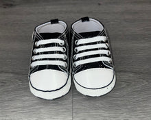 Load image into Gallery viewer, Black Glitter Baby Shoes